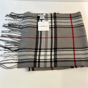 Croft & Barrow scarf plaid pattern black gray white red fringe tassel unisex
